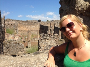 Enjoying the sunshine of Pompei! 